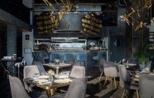  Touch Chef's Place & Bar